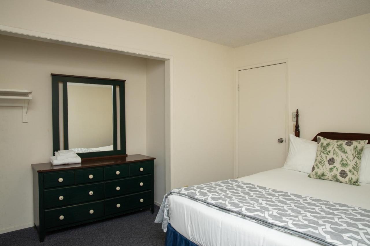 Hotel The 3*